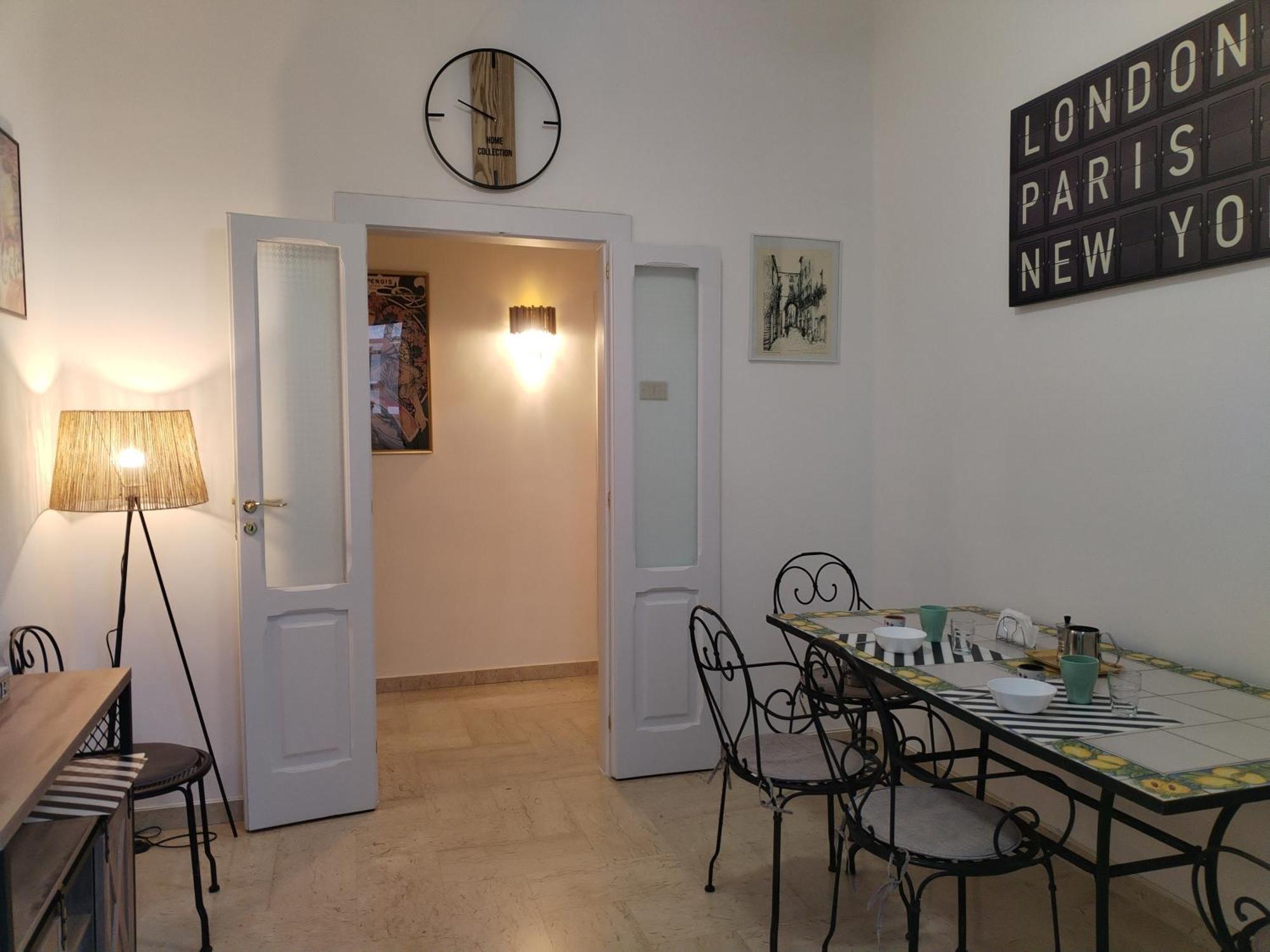 Liberty House Apartment Bari Exterior photo